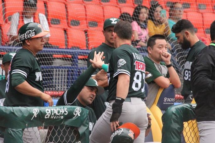 Leones propina paliza 14x5 a los Rieleros  