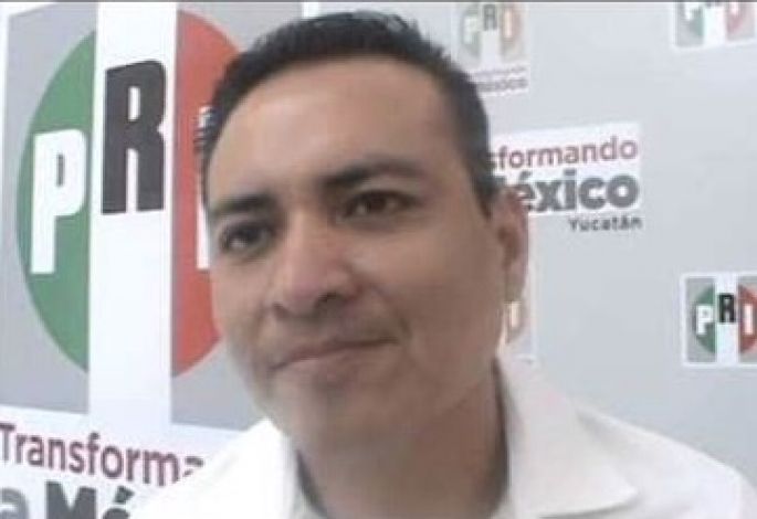 Acusan a Sergio Vadillo, funcionario de primer nivel del Gobierno, de presuntamente estar involucrado en el daño a las calles de Mérida.