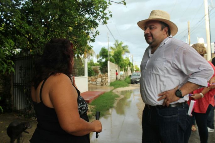 “Panchito” Torres visita las colonias Leandro Valle, San Pablo Oriente y Nueva Chichén.