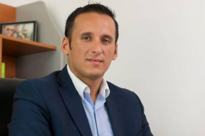 Reclaman a coordinador de Diputados del PAN de gastar dinero en "borracheras"