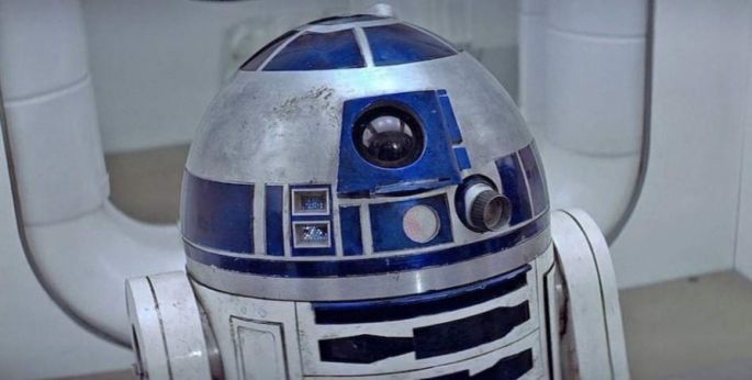El R2-D2 de Star Wars, es hoy,  se vende en una subasta en 2.4 millones de euros.