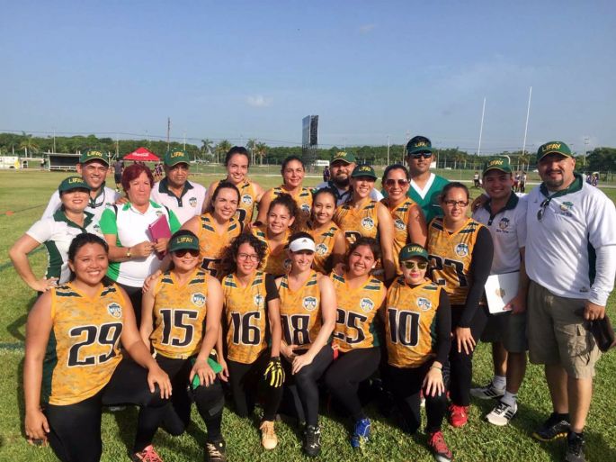 La selección de tochito de la LIFAY en preparación para eventos nacionales