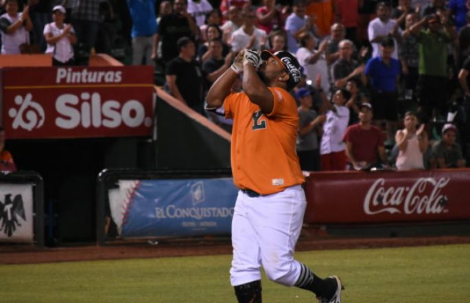 Sensacional victoria melenuda para asegurar la serie: 5x4 a los Vaqueros