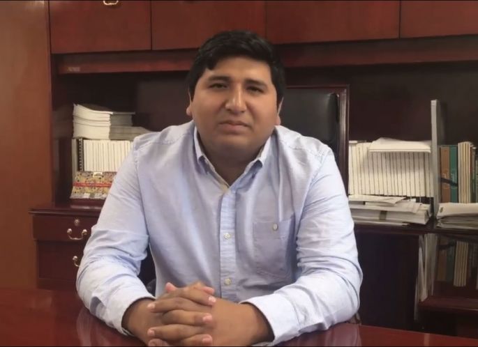 Opacidad y desorganización en evaluación a docentes: Rogerio Castro.