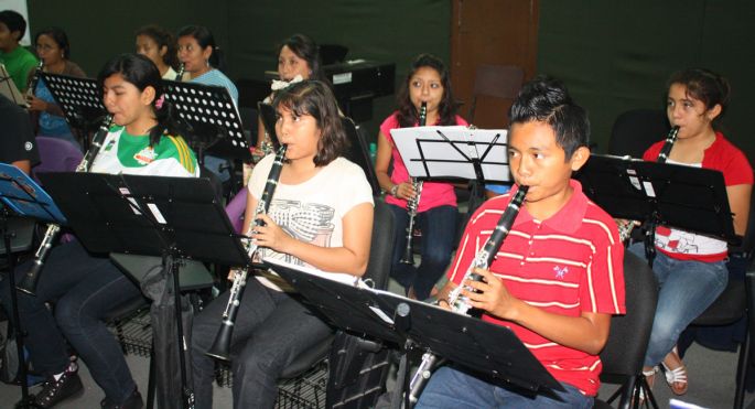 Banda Juvenil de Teabo, en muestra de verano del Taller de la Canción Yucateca.