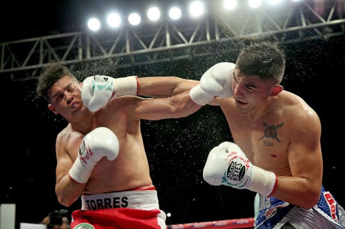 Elías Espadas, en espera de un llamado para subirse de nuevo al ring
