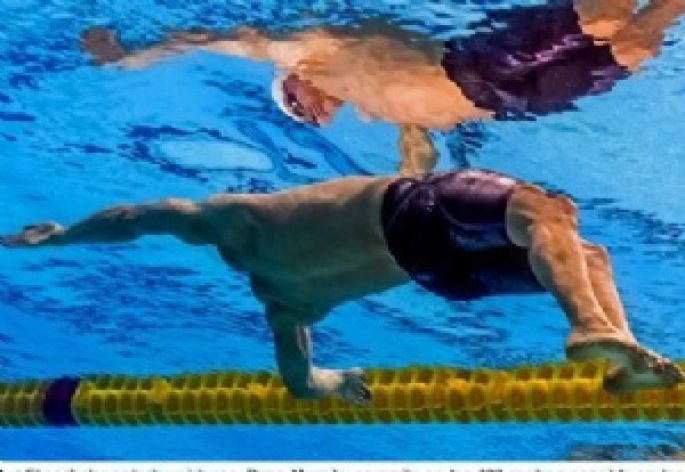 Nueva marca mundial de Estados Unidos en natación de 4x100 metros mixto.