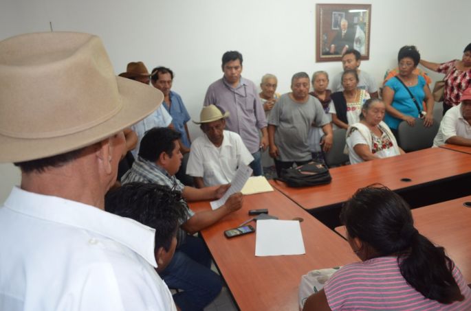 Denuncian venta ilegal de tierras en Tecoh.
