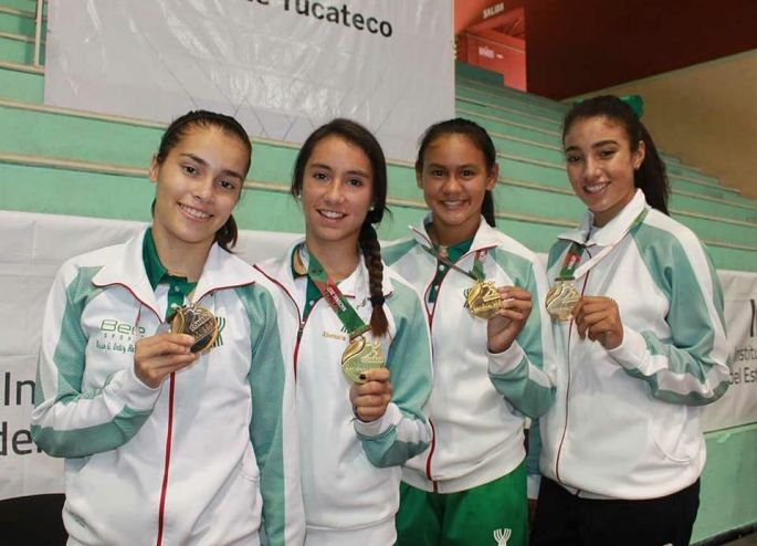 Premios por un millón 700 mil pesos a deportistas yucatecos.