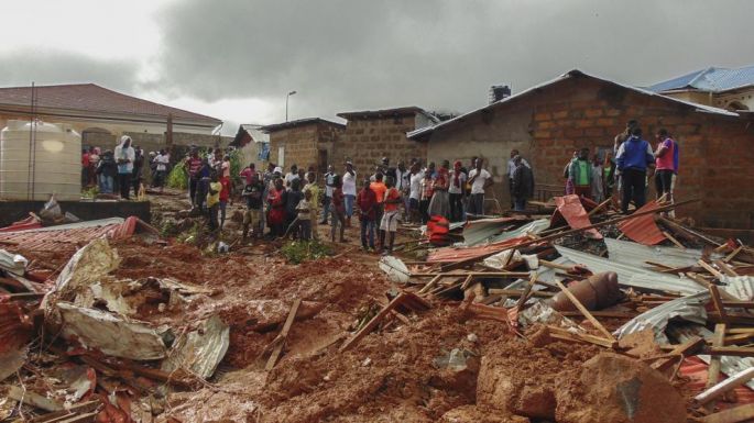 Las inundaciones en Sierra Leona dejan ya más de 400 muertos.