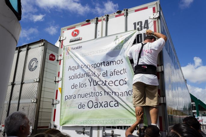 En camino, más de 60 toneladas de ayuda para familias de Oaxaca   