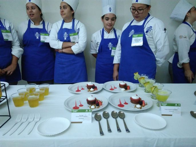 Presentan con éxito el IV Encuentro Culinario “Entre Raíces y Tallos”, organizado por el CICY.