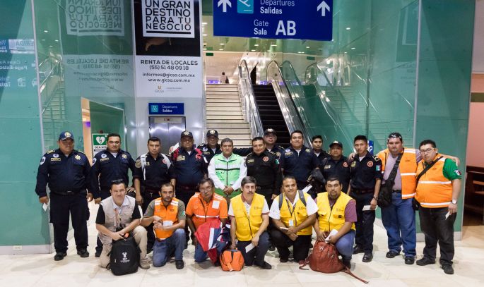 Rescatistas yucatecos se suman a labores de auxilio en la Ciudad de México