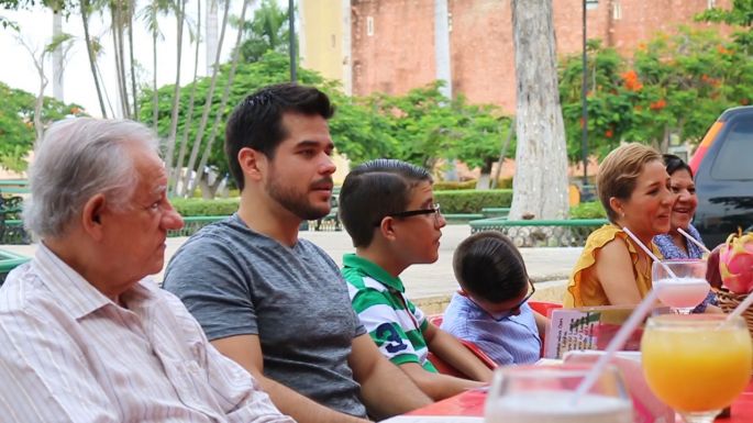 Seguiremos trabajando en equipo y cerca de ustedes: Febles Bauzá
