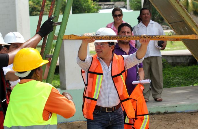 En Yucatán vamos muy bien, el combate a la pobreza es permanente, se hace con profesionalismo y con planeación: Mauricio Sahuí