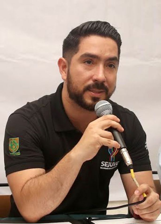 Acusan a Luis Borjas Romero de mentiroso y de solapar a drogadictos.
