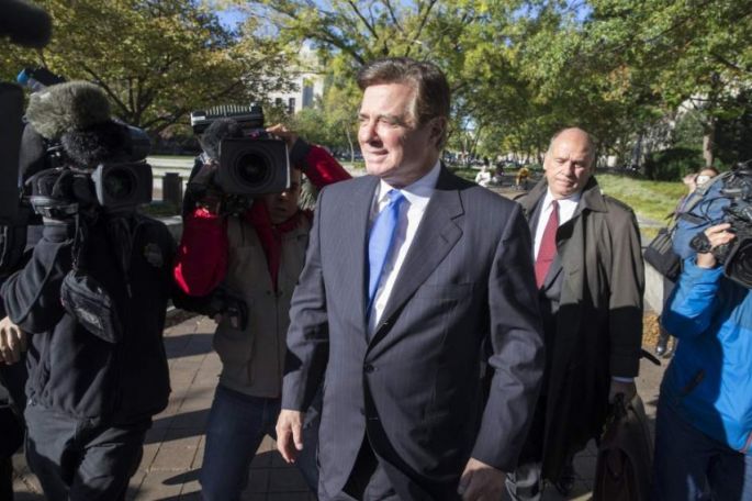 Una jueza dicta el arresto domiciliario del exjefe de campaña de Trump 