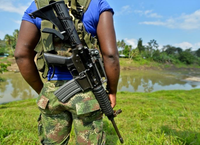 Estalla primera crisis en tregua con rebeldes del ELN en Colombia