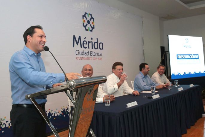 El alcalde Mauricio Vila pone en marcha nuevos trámites en línea 