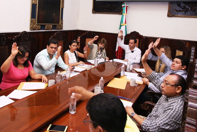 El alcalde Mauricio Vila anuncia energía limpia y más barata para iluminar la ciudad