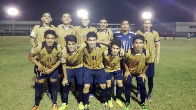 Los Jaguares de la UADY ante el Cobay, este miércoles en cancha de los estudiantes