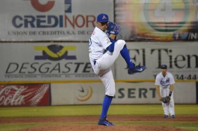 Pitcher zurdo llega a Leones