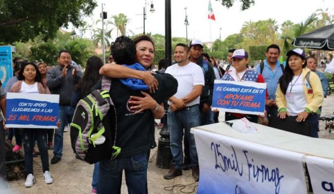 Sofía Castro sigue en su recolecta de firmas de apoyo, la próxima semana llegaría a la meta