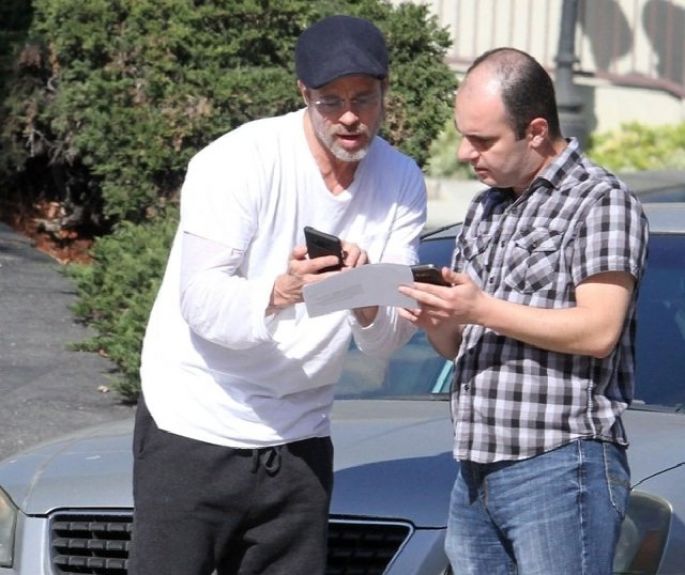 Brad Pitt provoca un accidente múltiple de tráfico en Los Ángeles  