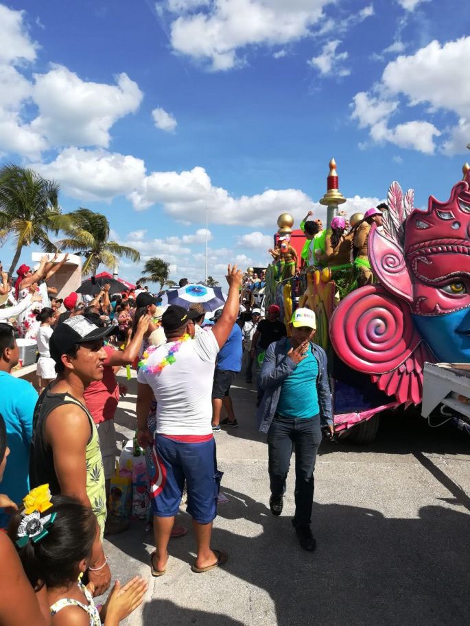 El Carnaval de Progreso se comió al de Mérida