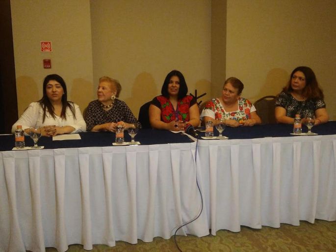 Empresarias estadounidense del ramo turístico cocinarán con mujeres mayas