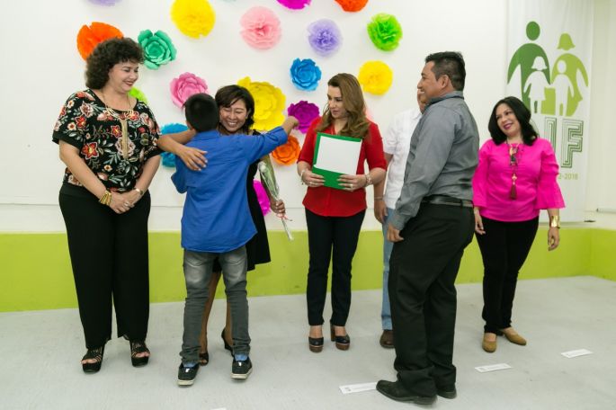 Niñas y niños tendrán el amor de un hogar