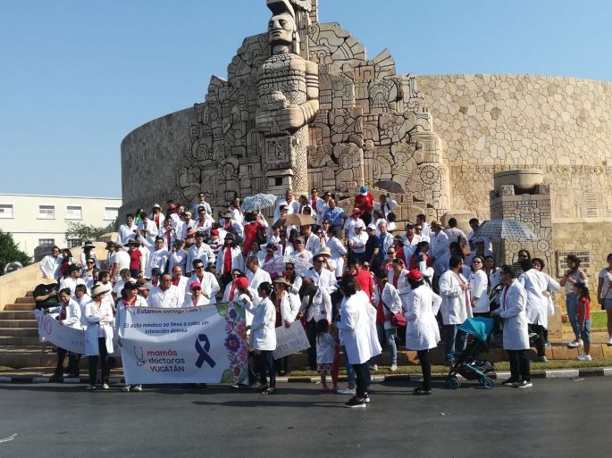 Marchan en contra de la criminalización de la práctica médica