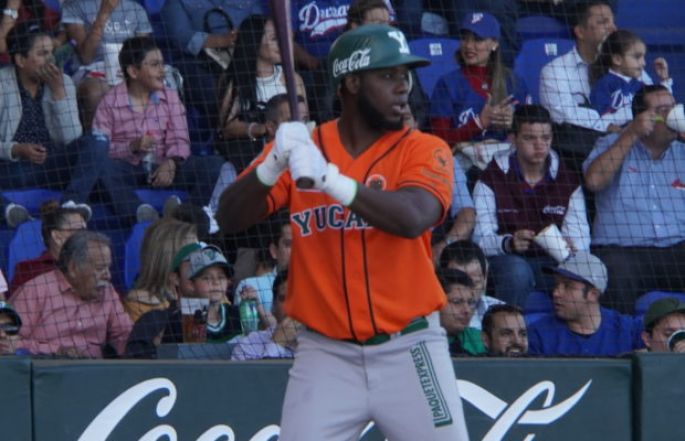 Paliza a los Leones, son derrotados 24-7 por los Generales de Durango