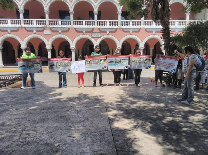Denuncian ciudadanos abusos contra canes en la perrera municipal