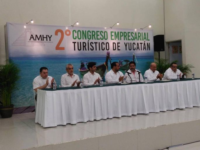 Aprueban hoteleros 121 peticiones para los candidatos a la gubernatura