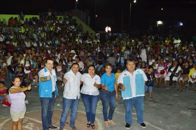 Freddy Dzul "Dixon" y Nueva Alianza festejan a las madres en Hocabá