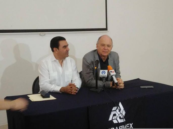 La democracia mexicana corre peligro si le entrega el poder a un solo hombre: Enrique Krause