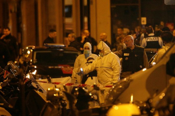 Un hombre mata con un cuchillo a un peatón en París al grito de "Alá es grande"