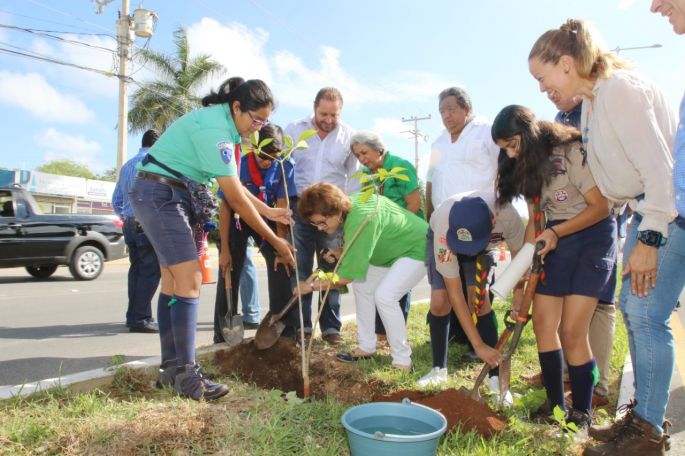 Inicia el Ayuntamiento de Mérida la 5ª Jornada Forestal en Cholul