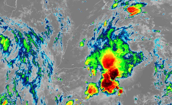 Zona de inestabilidad y Onda Tropical favorecerían fuertes lluvias durante los próximos días en varios puntos de la Península