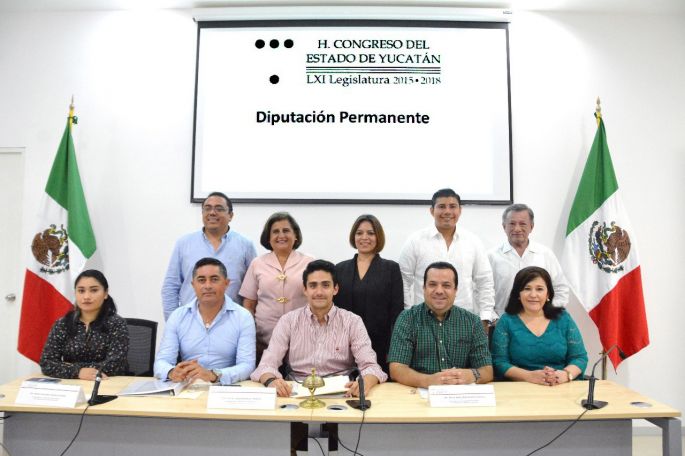 Toman protesta nuevos Consejeros de la CODHEY