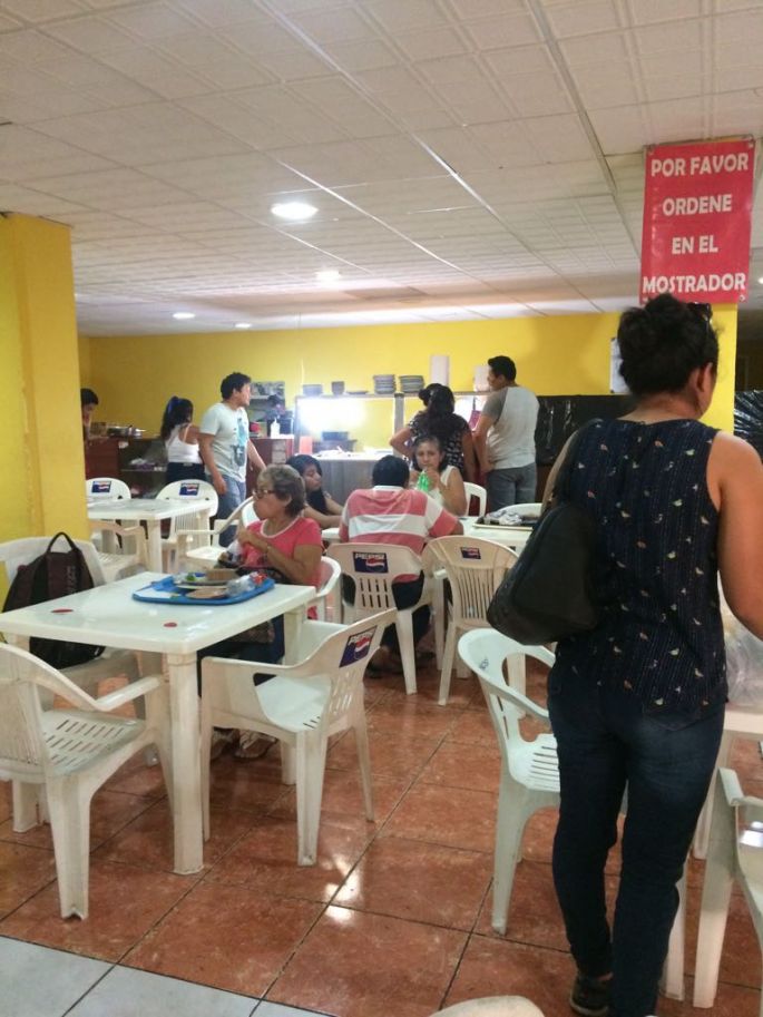 Denuncias contra el restaurante del Centro Joyero del Sureste, piden la intervención de las autoridades sanitarias