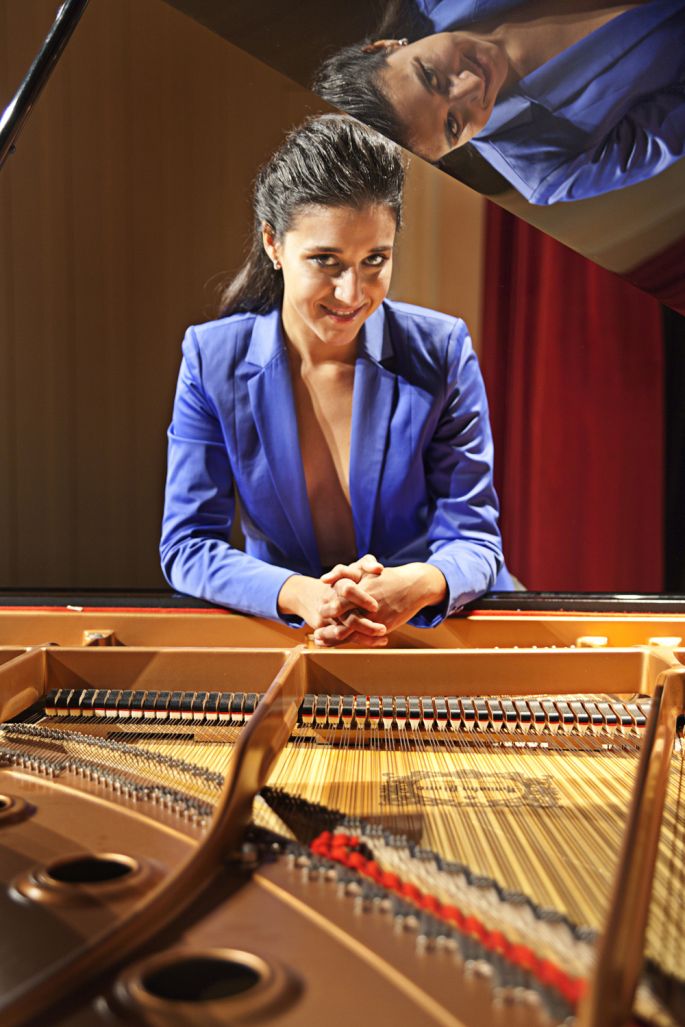 Concierto de la pianista chilena Camila Osses, en el Cemus