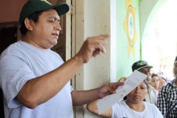 El alcalde de Tahdziú, Pedro Yah "Tormenta", se erige en Congreso, Senado y gobierno federal