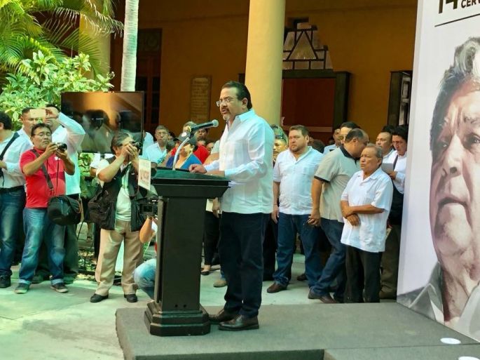 Con trabajo, dedicación y compromiso enalteceremos de nuevo el destino de Yucatán: Carlos Sobrino Argáez