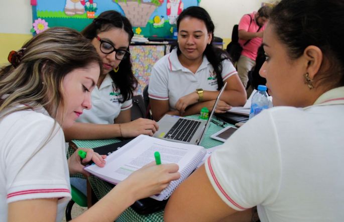 Docentes comienzan labores previas al inicio del ciclo escolar