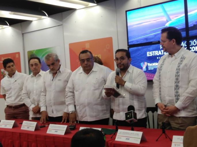En octubre nuevo vuelo Mérida-Bajío, se busca más conectividad interna: Saúl Ancona
