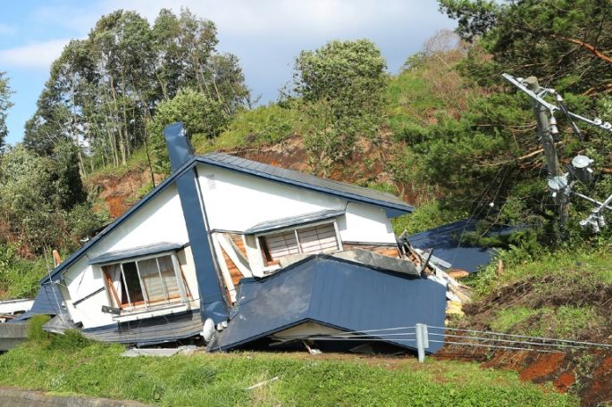 Fuerte sismo provoca corrimientos de tierra en la isla japonesa de Hokkaido