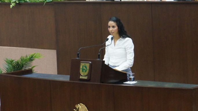 La diputada Paulina Viana Gómez pide al Congreso homenajear a destacado deportista yucateco