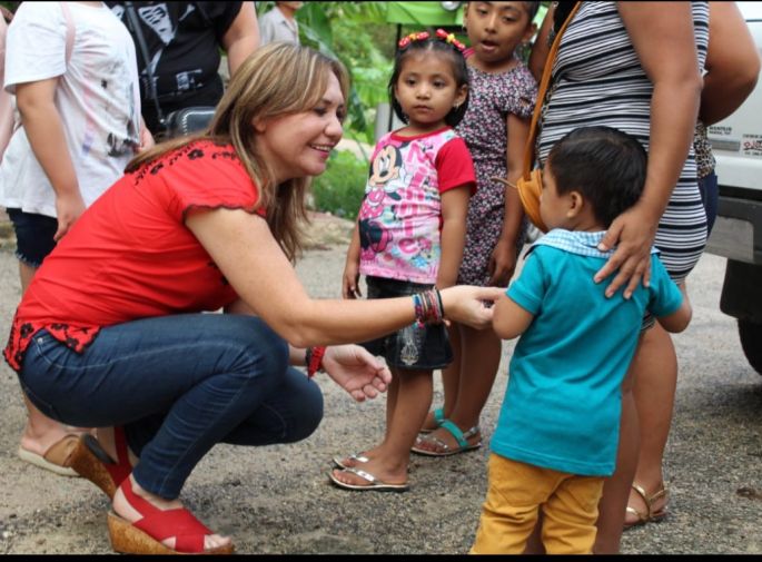 Abierta siempre al diálogo, siempre lista para escuchar y cumplir: Karla Franco